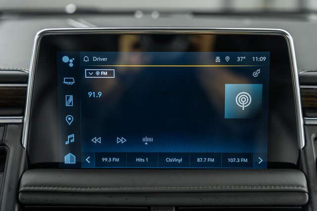 Used 2024 Chevrolet Tahoe High Country image 25