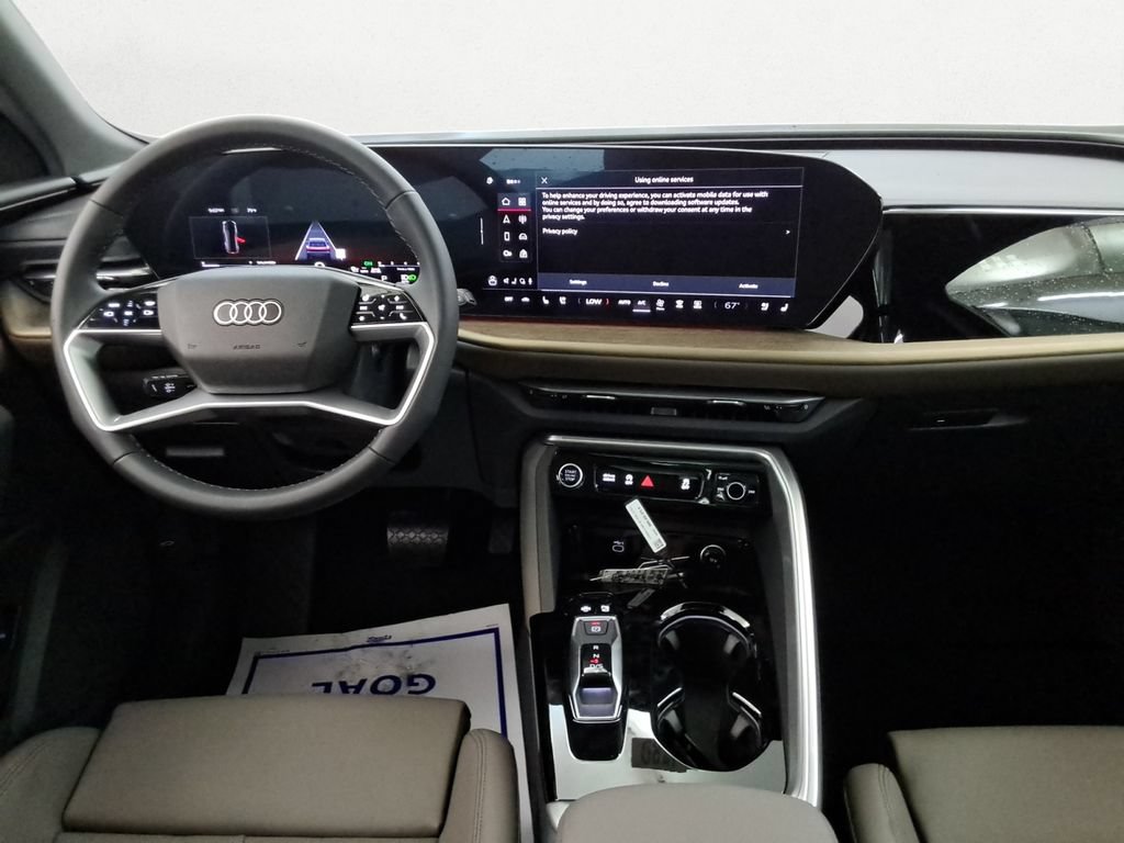 Used 2025 Audi Q5 Premium Plus AWD/4WD image 9