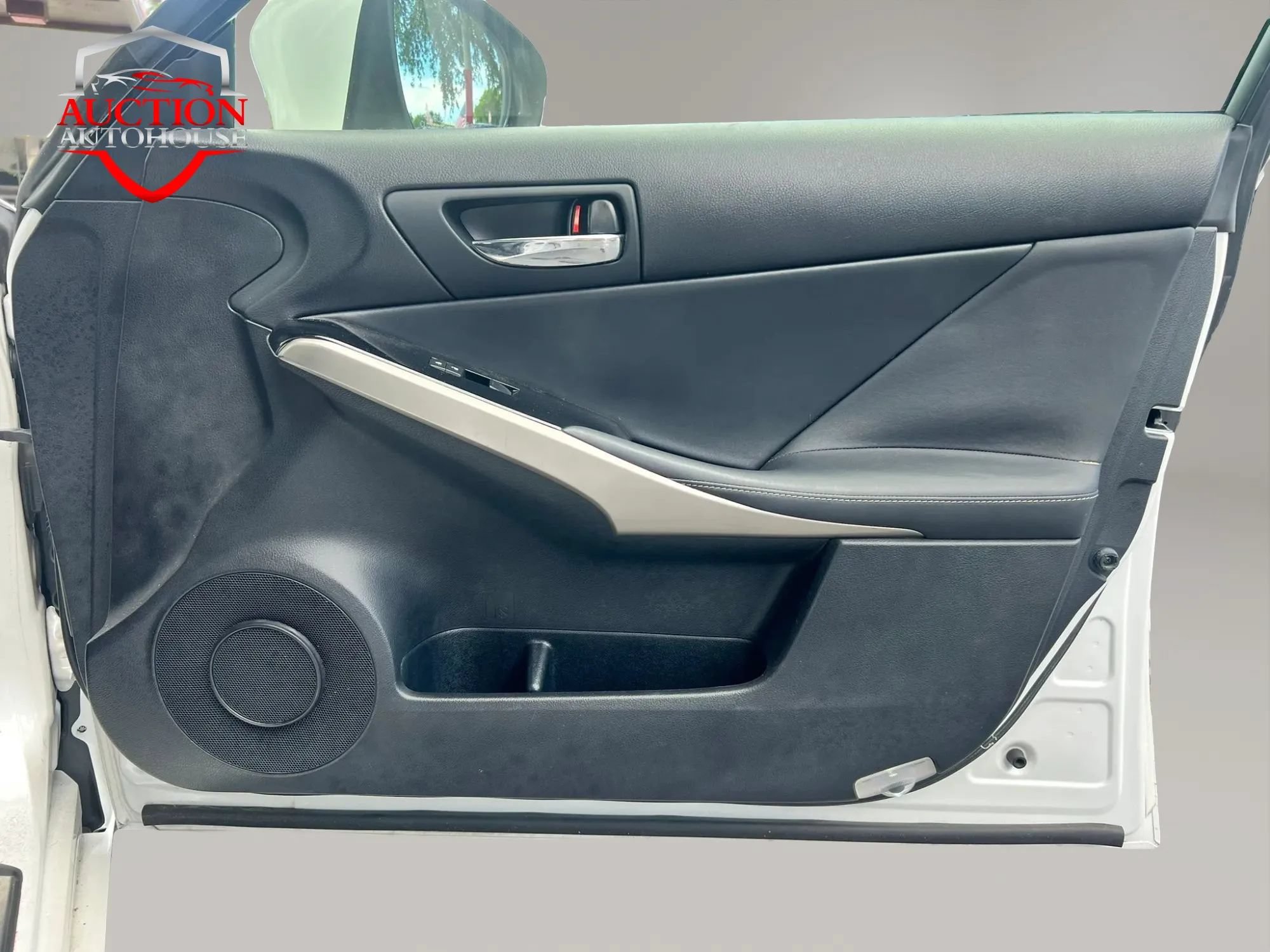 Used 2016 Lexus IS 200t RWD image 29