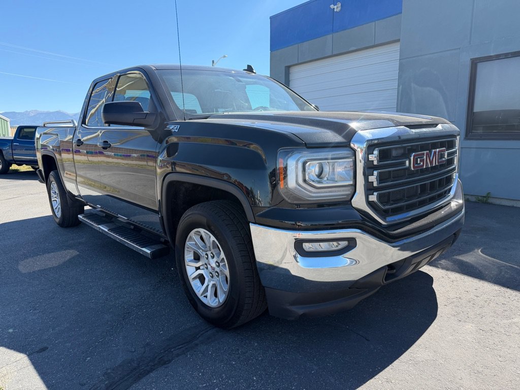 Used 2016 GMC Sierra 1500 SLE w/ Suspension Package, Off-Road