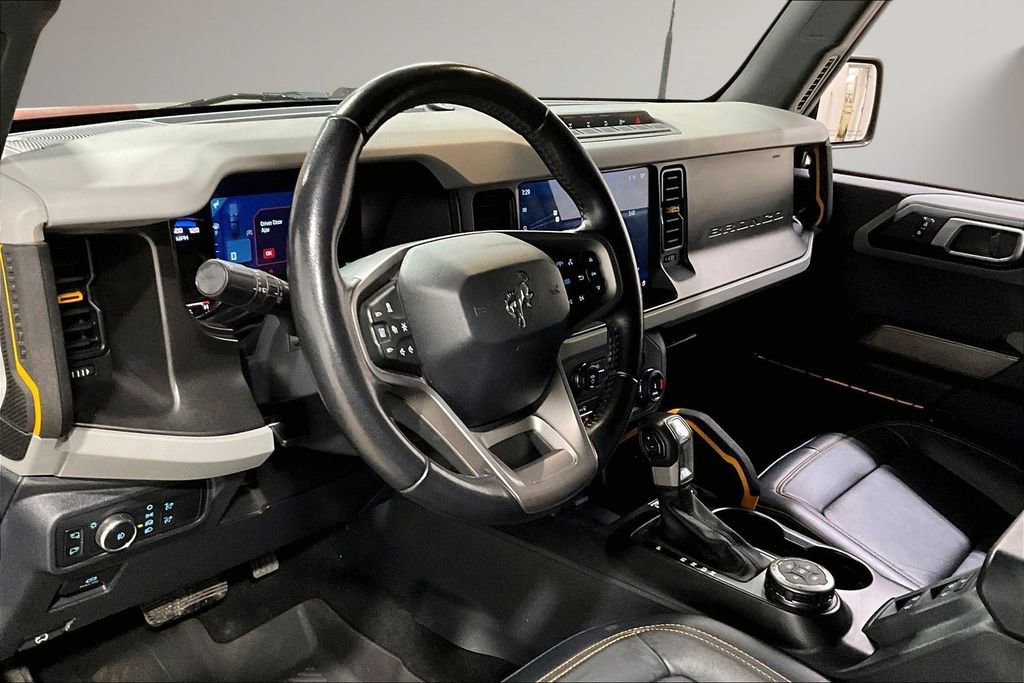 Used 2022 Ford Bronco Badlands image 17