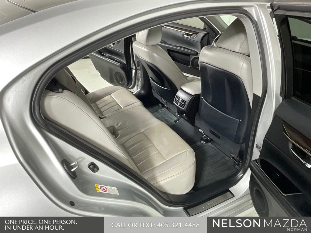 Used 2016 Lexus ES 350 w/ Luxury Package w/Wood Trim FWD image 15