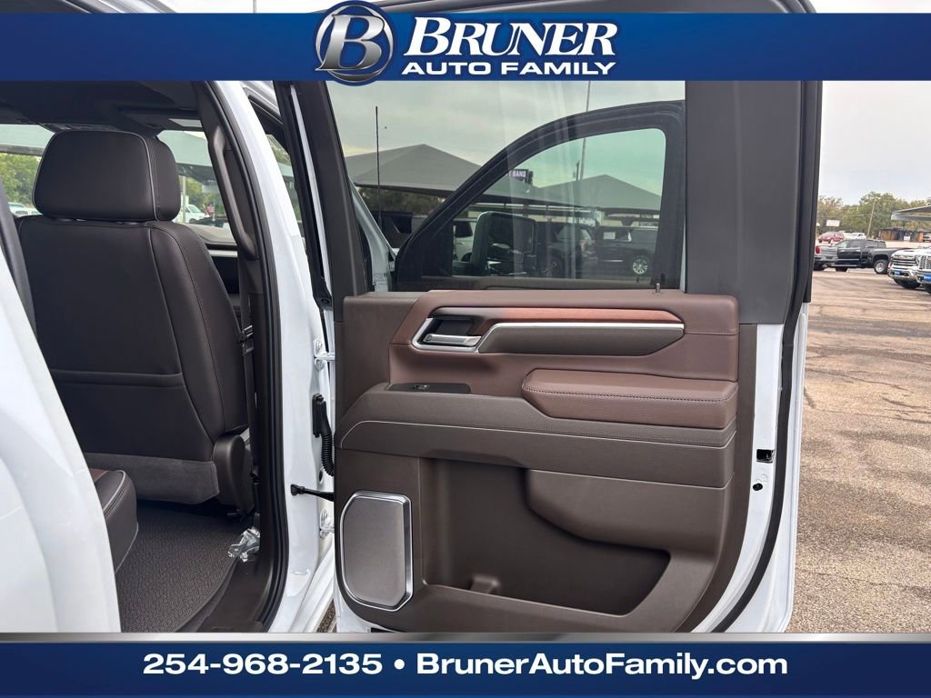New 2026 GMC Sierra 3500 Denali w/ Denali Reserve Package image 21