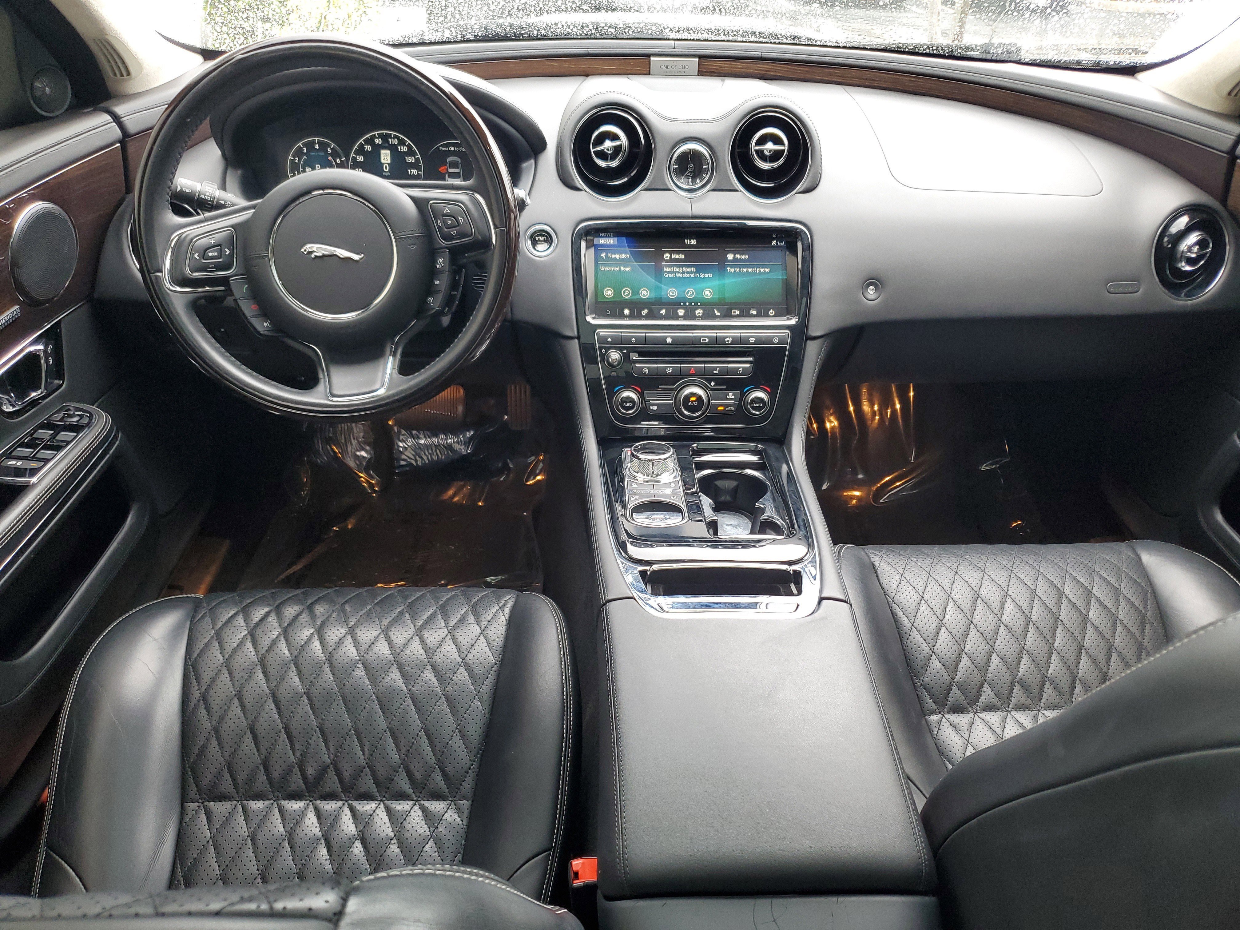 Used 2019 Jaguar XJ L Supercharged image 16