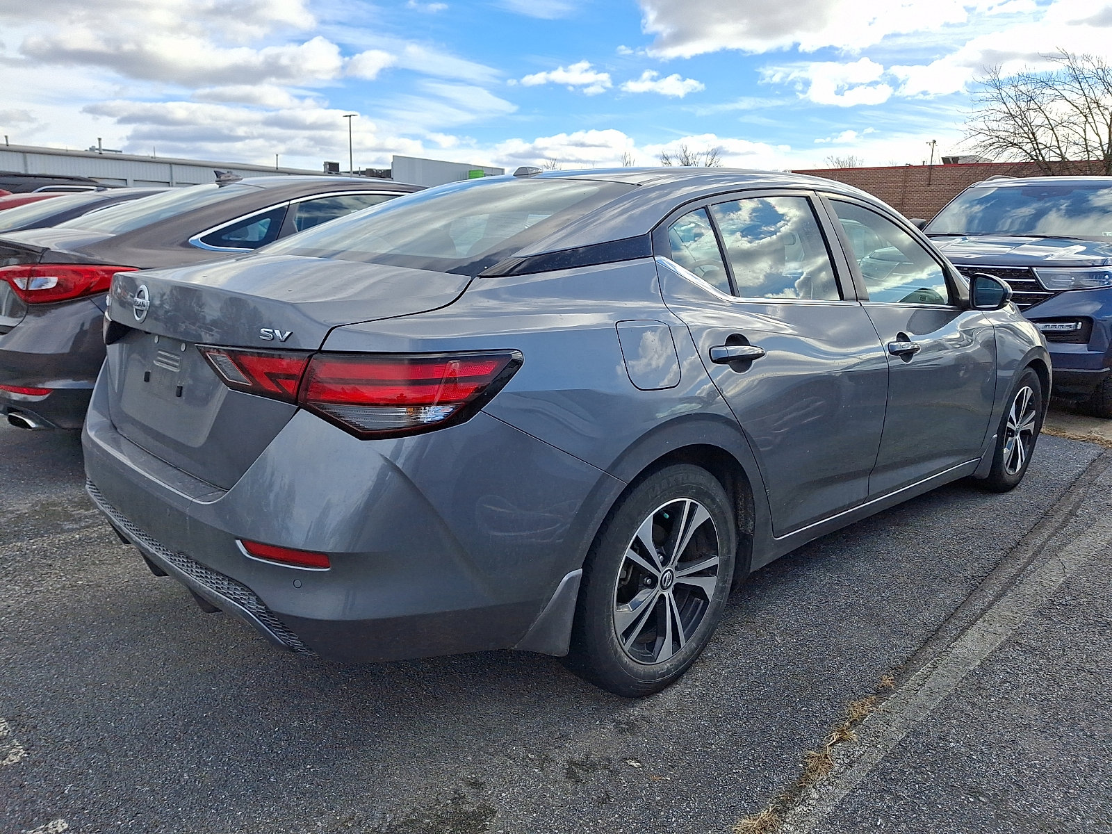 Used 2020 Nissan Sentra SV image 9