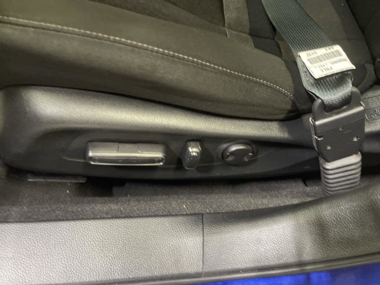 Used 2023 Honda Accord Sport image 12