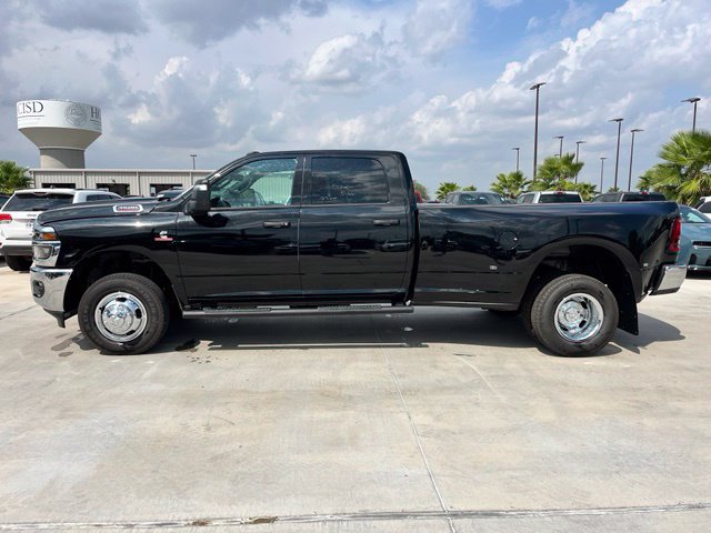 New 2027 RAM 3500 Tradesman AWD/4WD image 4