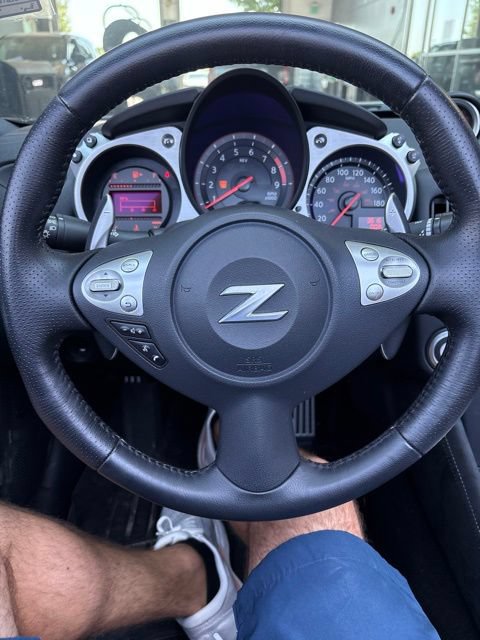 Used 2019 Nissan 370Z Touring RWD image 9