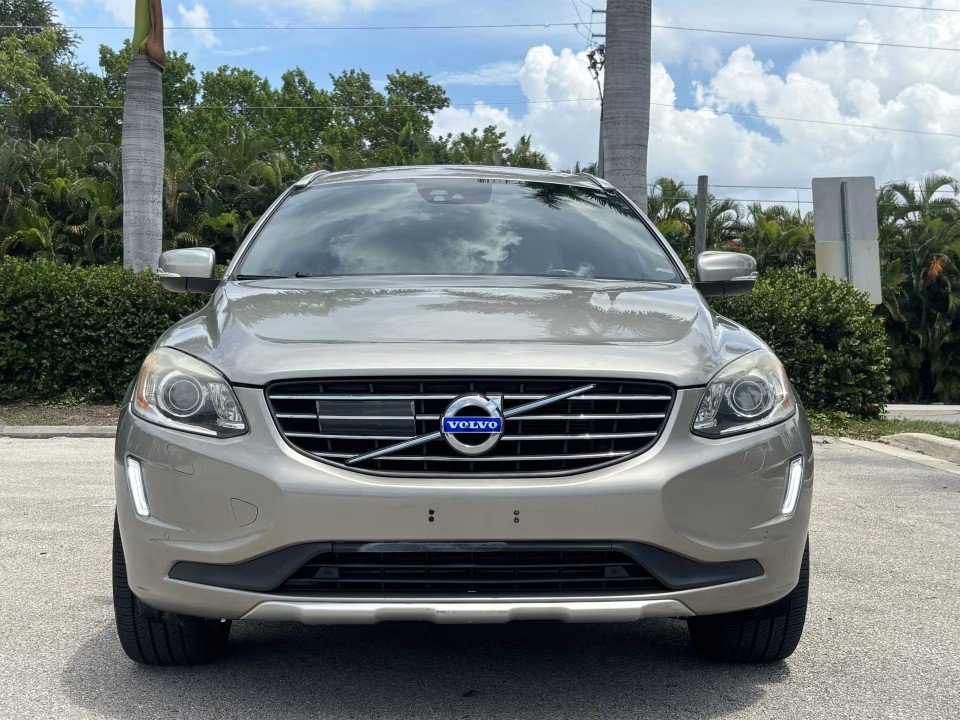 Used 2015 Volvo XC60 T5 Platinum FWD image 3