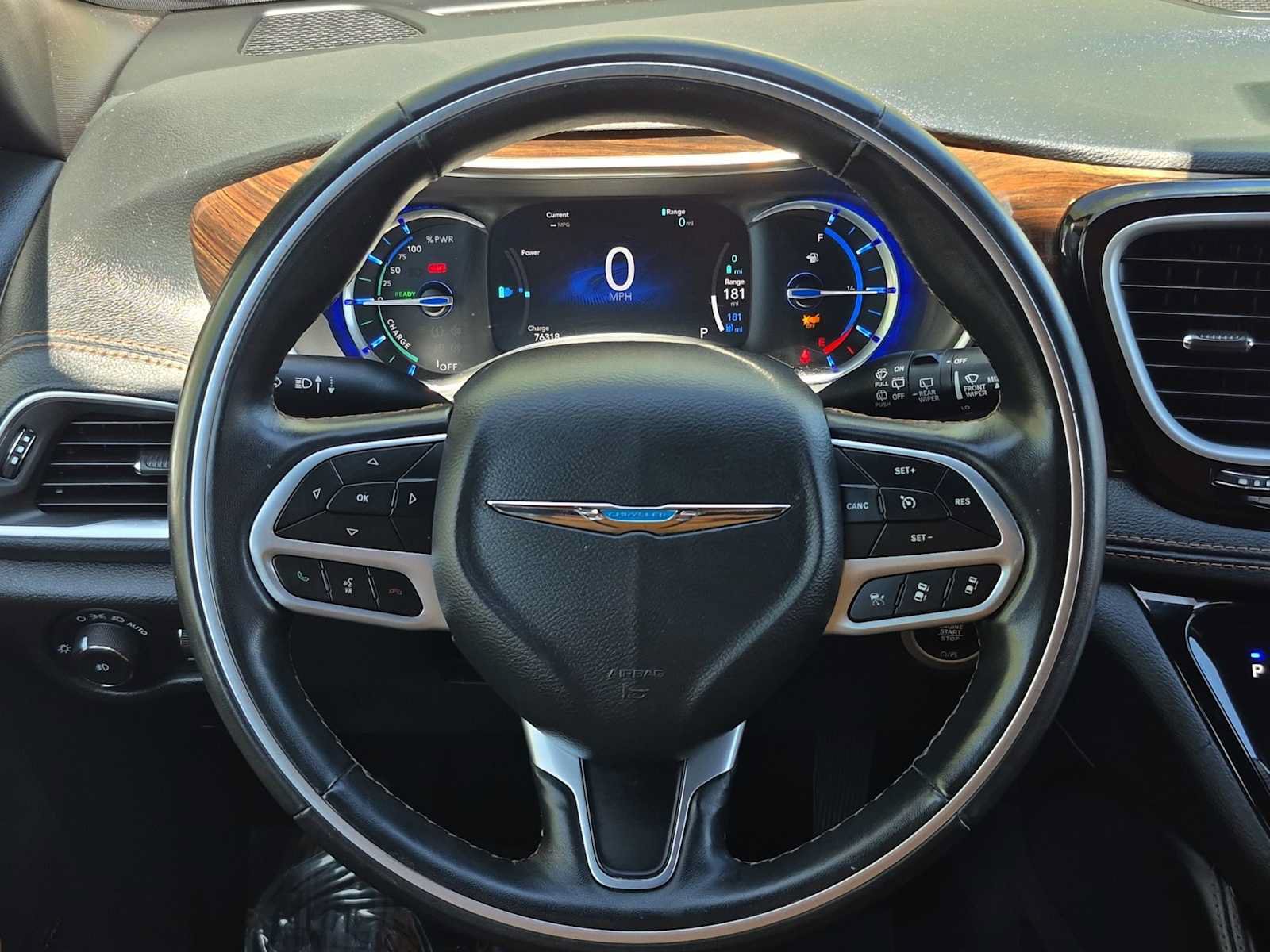 Used 2021 Chrysler Pacifica Pinnacle FWD image 19