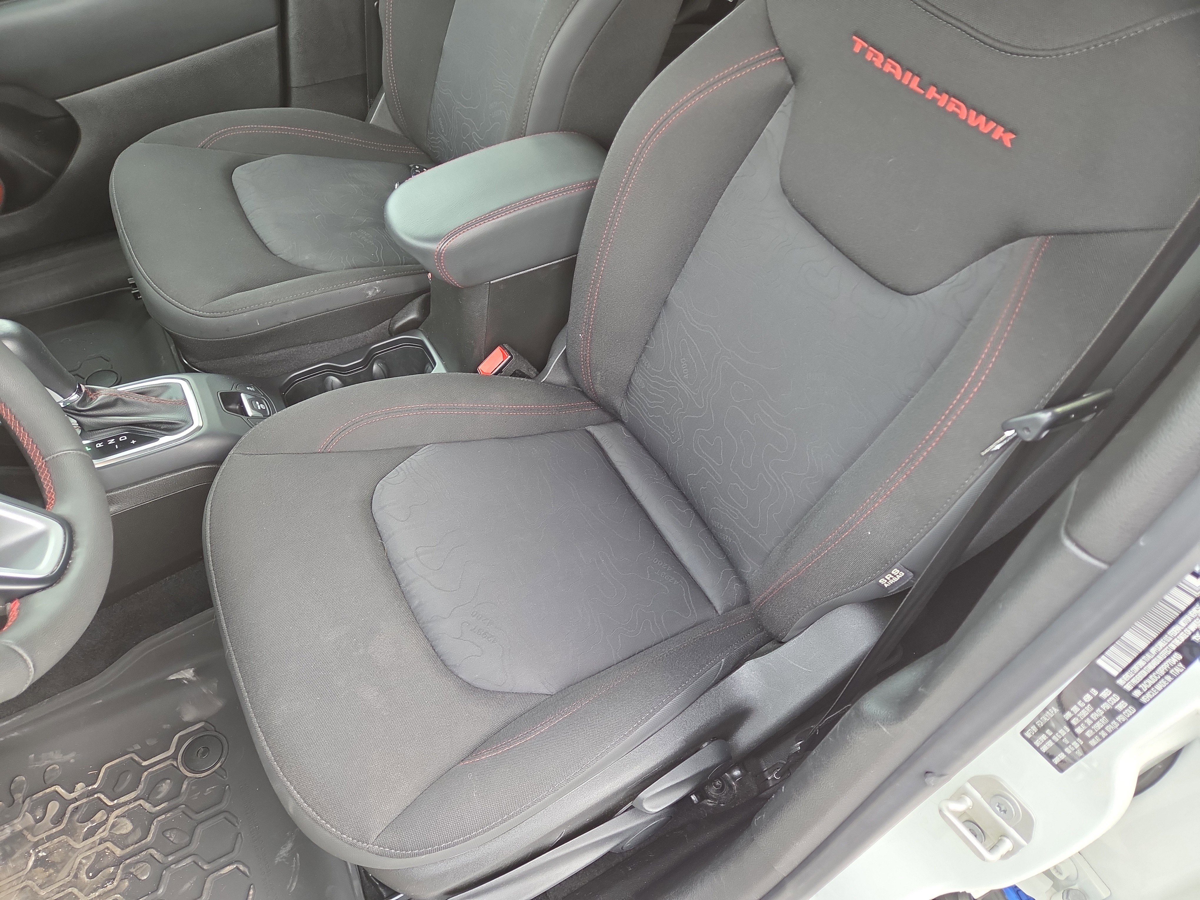 Certified 2023 Jeep Renegade Trailhawk AWD/4WD image 13