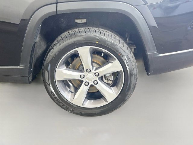 Used 2021 Jeep Grand Cherokee L Limited AWD/4WD image 27