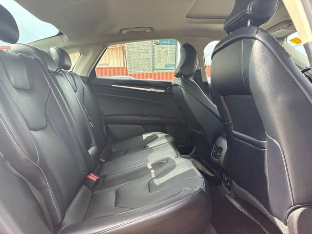 Used 2017 Ford Fusion Titanium FWD image 15