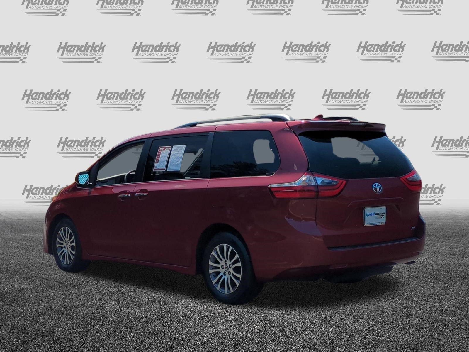 Used 2020 Toyota Sienna XLE FWD image 8