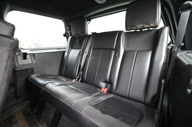 Used 2015 Ford Expedition Limited w/ Equipment Group 301A AWD/4WD image 9