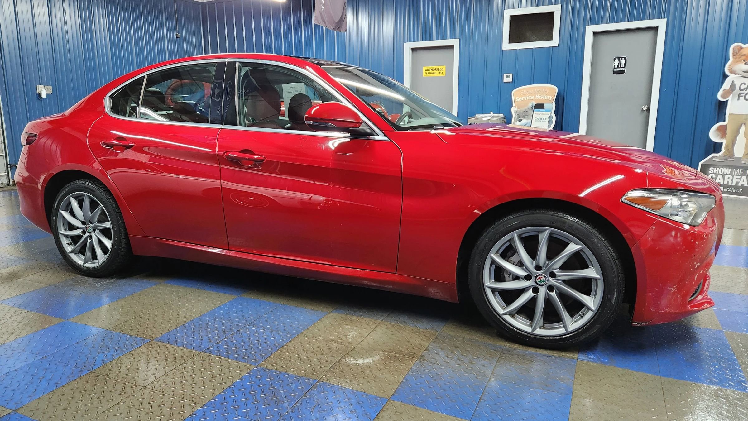Used 2017 Alfa Romeo Giulia Ti image 69