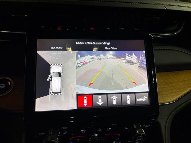 Used 2024 Jeep Grand Cherokee L Summit image 23