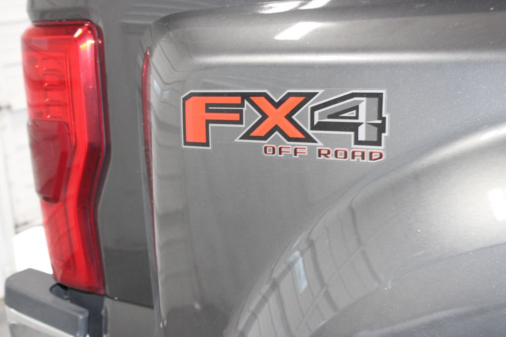 Used 2019 Ford F350 Lariat w/ Lariat Ultimate Package AWD/4WD image 14