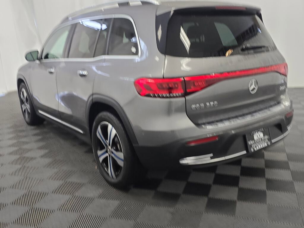Used 2022 Mercedes-Benz EQB 350 4MATIC image 4