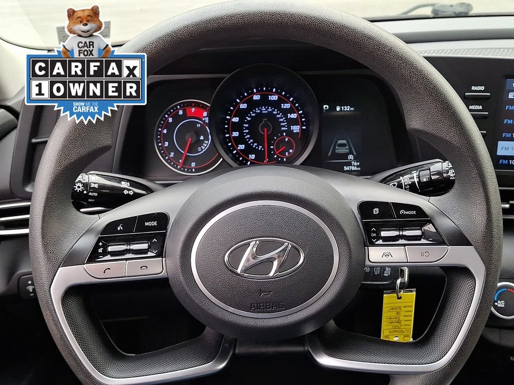 Used 2021 Hyundai Elantra SE FWD image 19