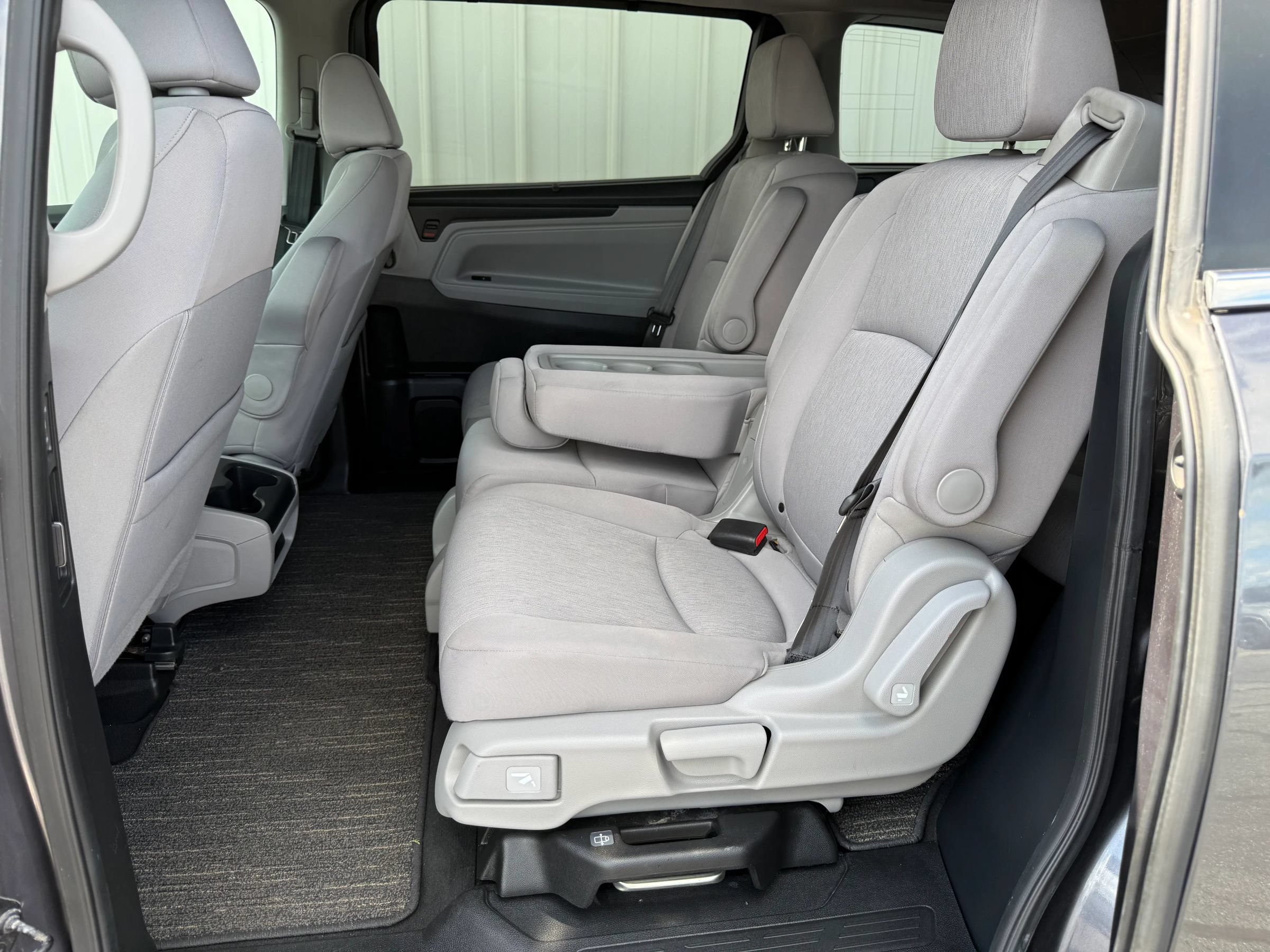 Used 2023 Honda Odyssey EX image 30