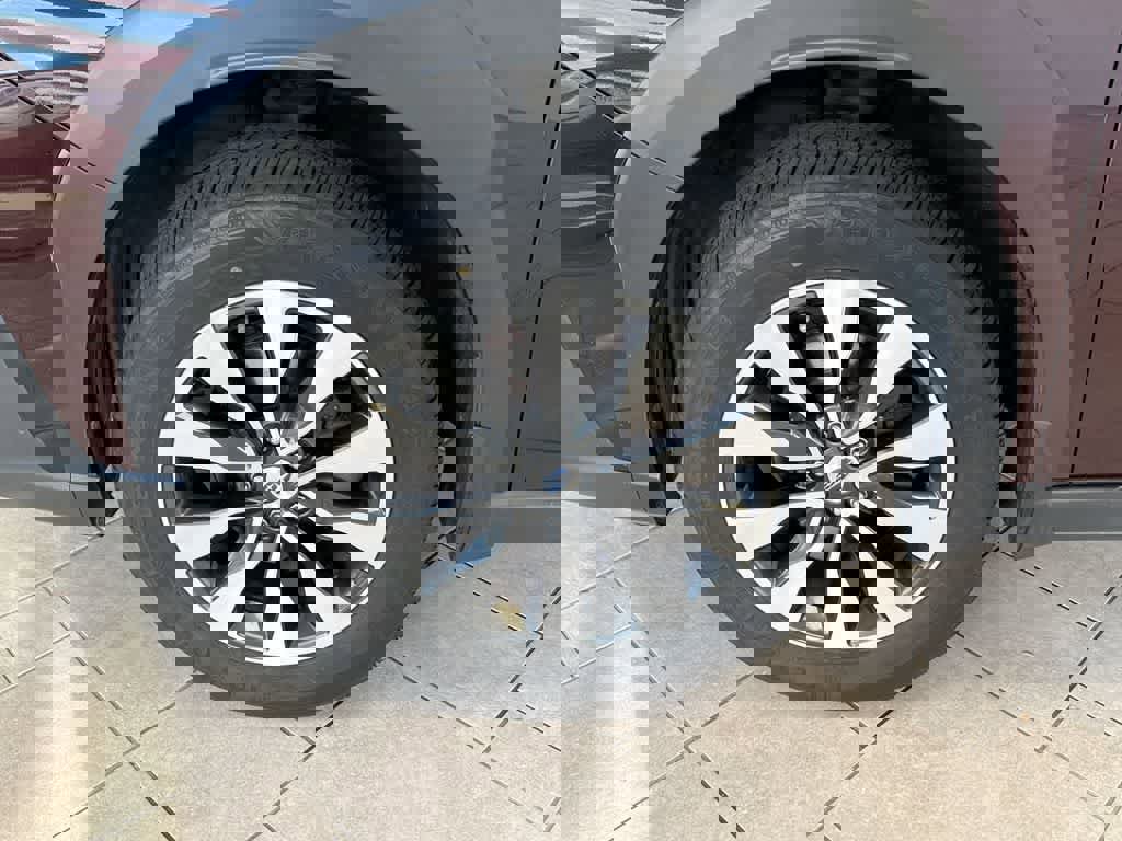 Used 2023 Subaru Outback Touring XT w/ Popular Package #2 image 13