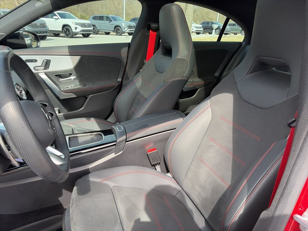 Used 2025 Mercedes-Benz CLA 35 AMG 4MATIC image 23