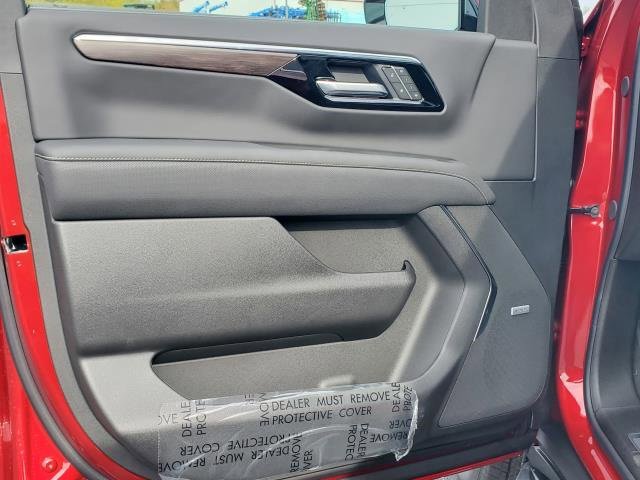 New 2026 Chevrolet Suburban Premier image 10