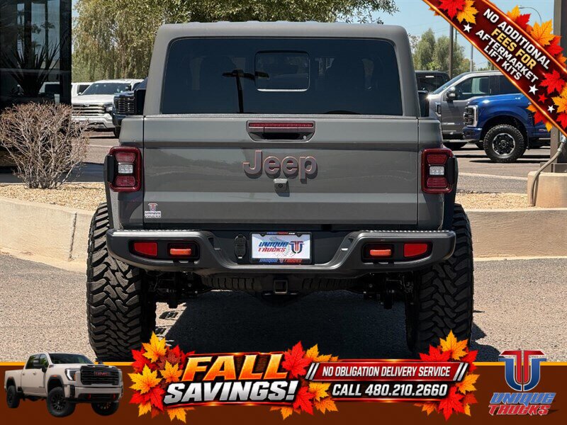 Used 2021 Jeep Gladiator Mojave AWD/4WD image 7