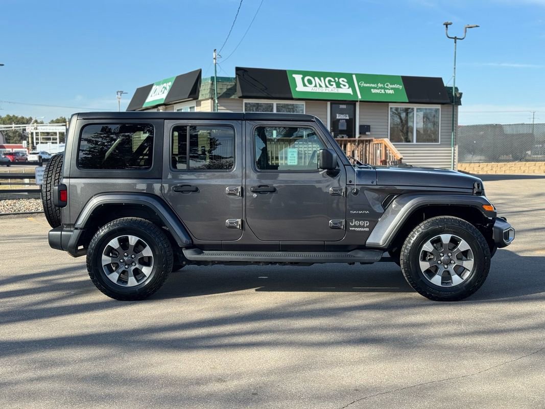 Used 2021 Jeep Wrangler Unlimited Sahara image 9