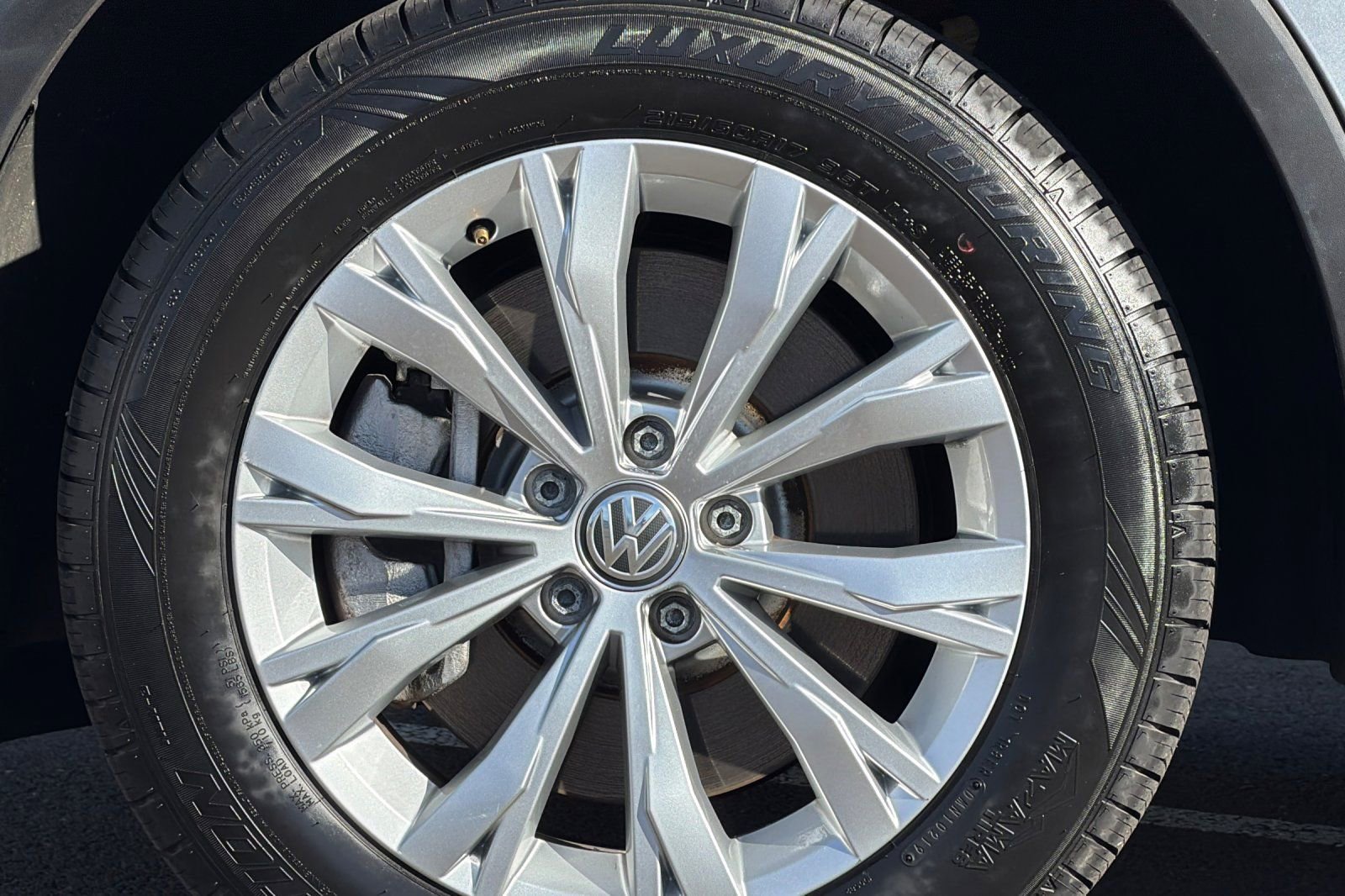 Used 2019 Volkswagen Tiguan S w/ Driver Assistance Package image 24