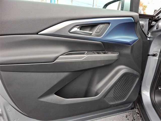 New 2026 Chevrolet Equinox EV LT image 10