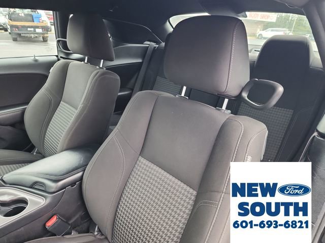 Used 2023 Dodge Challenger SXT image 11