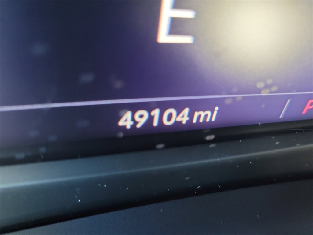 Used 2022 Cadillac XT4 Premium Luxury w/ Safety Alert Package image 31