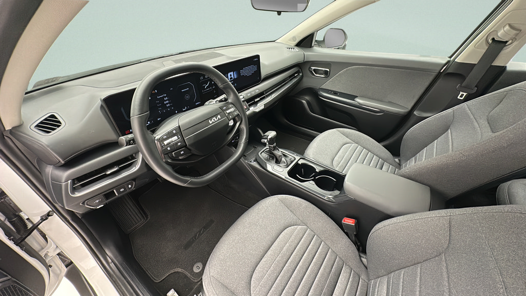 Used 2025 Kia K4 EX FWD image 10