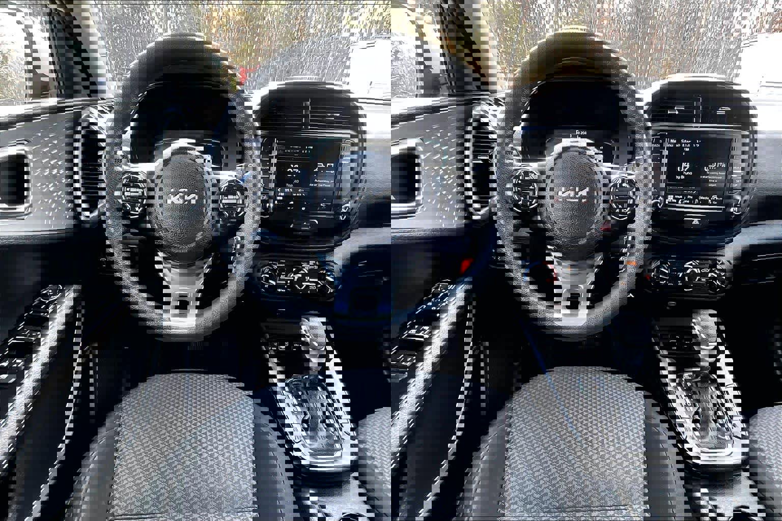 Used 2019 Kia Forte LXS image 6