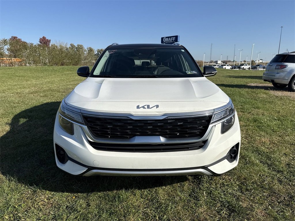 Used 2023 Kia Seltos S w/ Navigation Package image 3