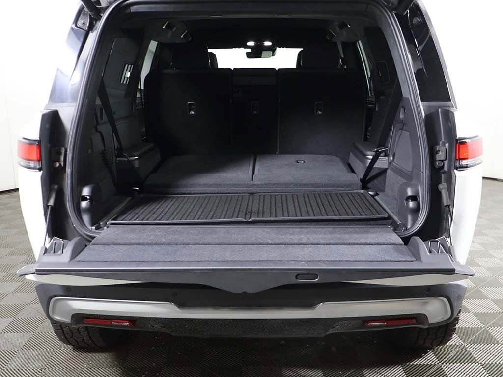 Used 2023 Rivian R1S Adventure image 20