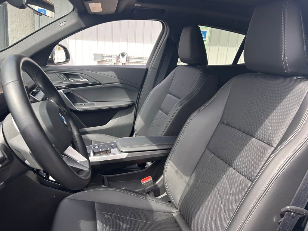 Used 2025 BMW X2 xDrive28i image 6