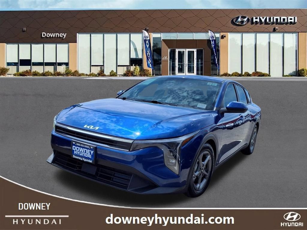 Used 2025 Kia K4 FWD image 1