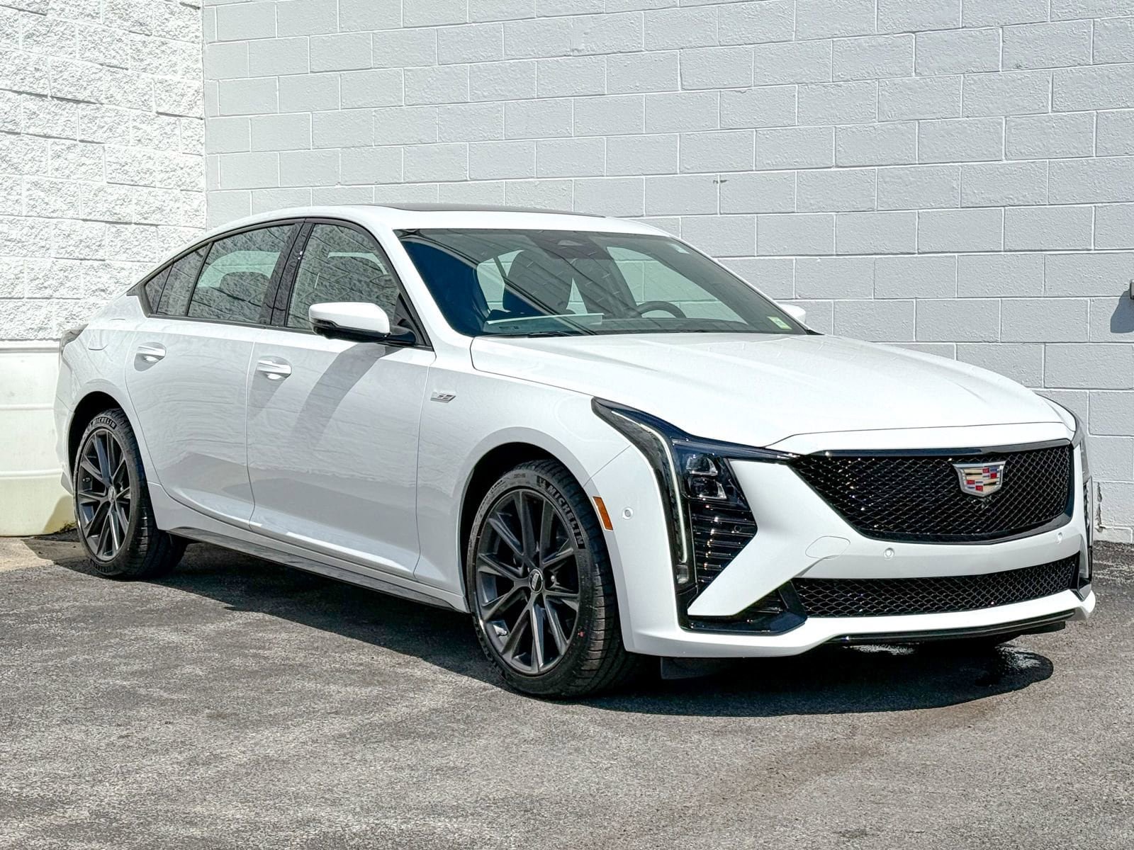New 2026 Cadillac CT5 V w/ Technology Package AWD/4WD image 1