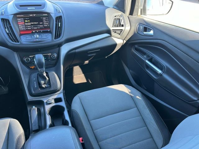 Used 2015 Ford Escape SE w/ Equipment Group 201A image 17