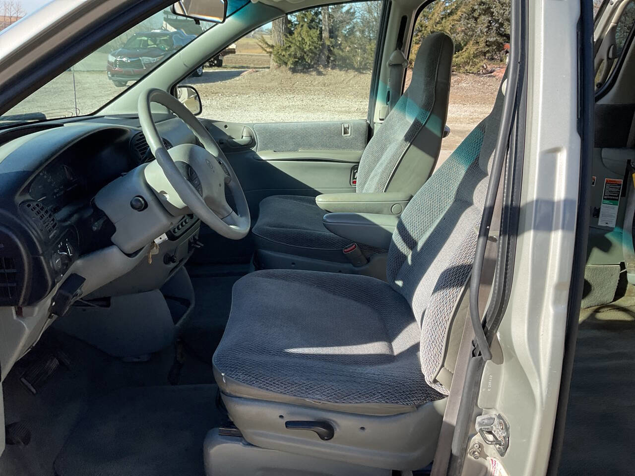 Used 1997 Plymouth Grand Voyager SE image 17