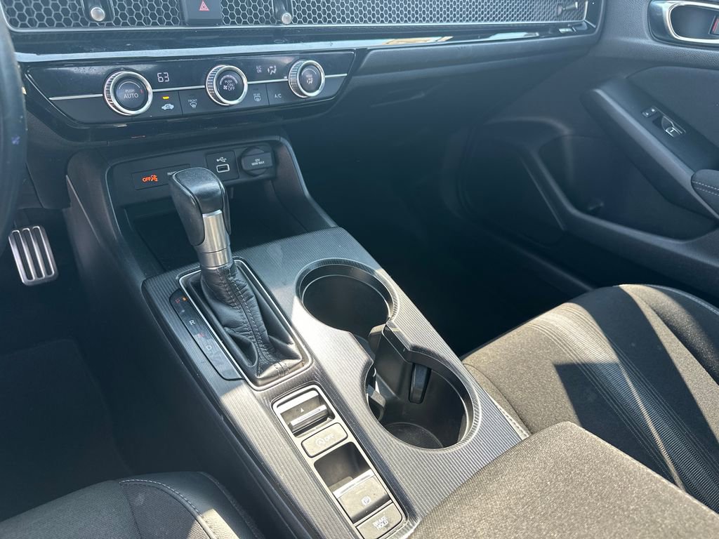 Used 2023 Honda Civic Sport image 29