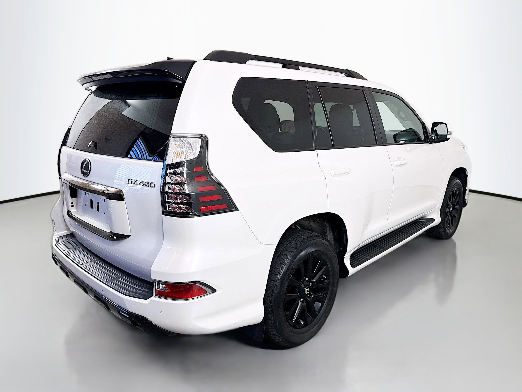 Certified 2023 Lexus GX 460 w/ Black Line Special Edition AWD/4WD image 7