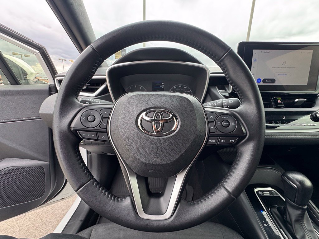 Used 2025 Toyota Corolla SE FWD image 12