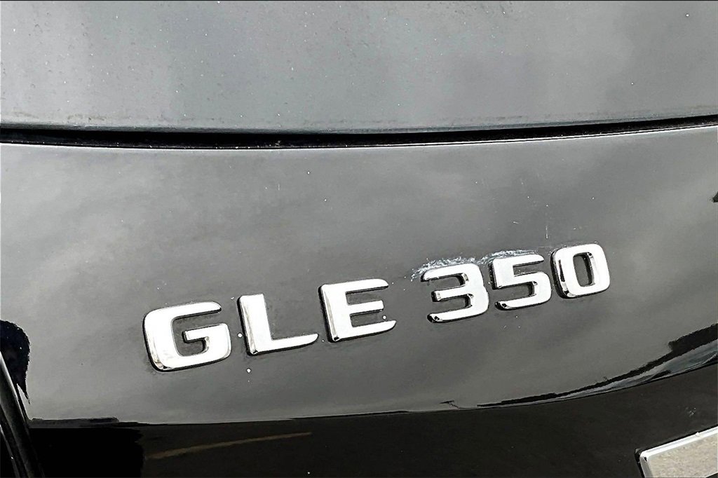 Used 2018 Mercedes-Benz GLE 350 4MATIC w/ Premium 2 Package image 8