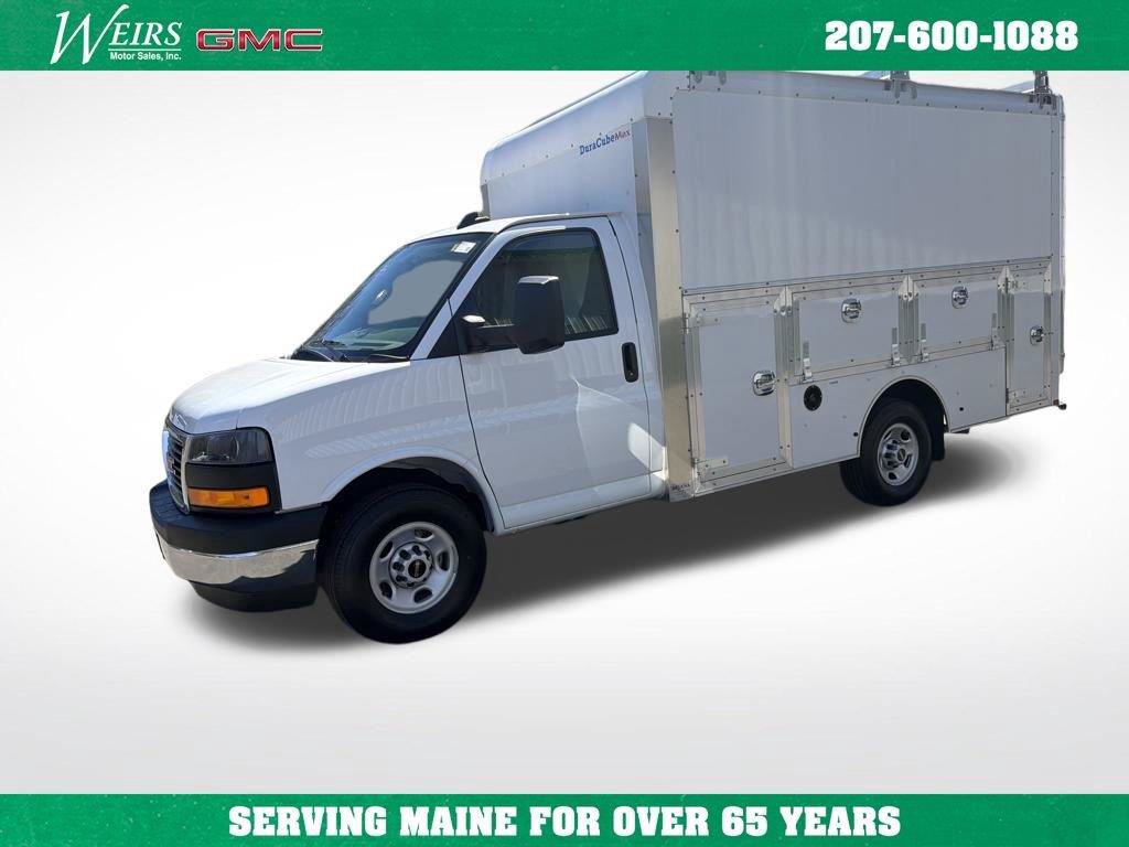 New 2026 GMC Savana 3500 w/ Power Convenience Package RWD image 1