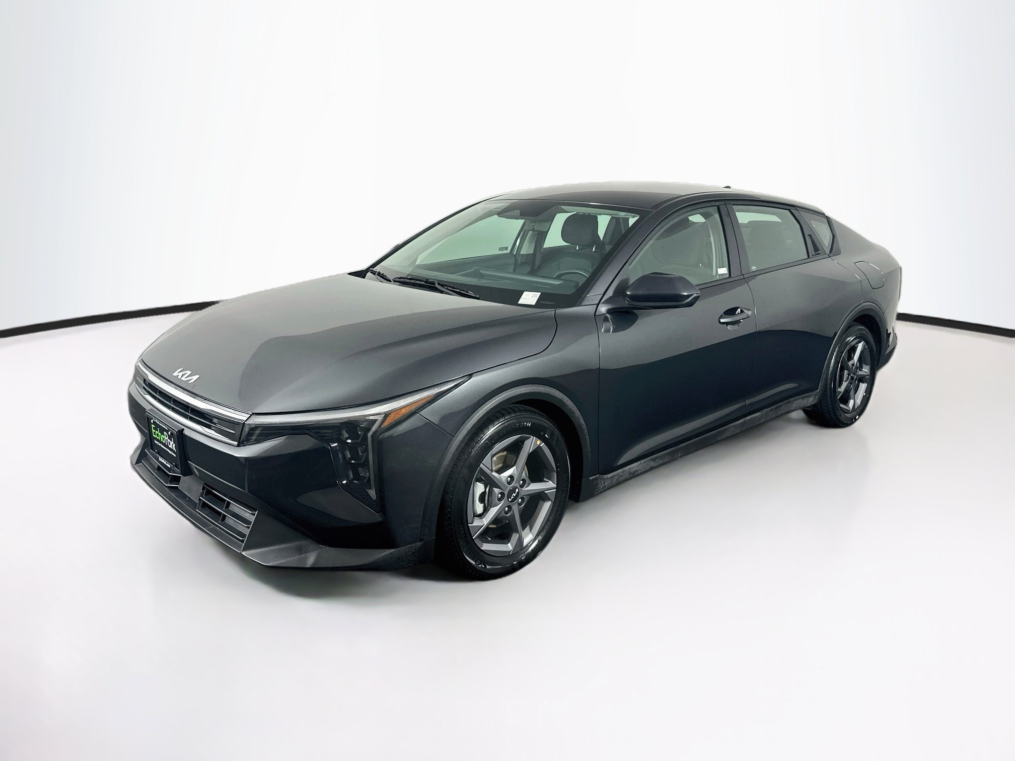 Used 2025 Kia K4 FWD image 3