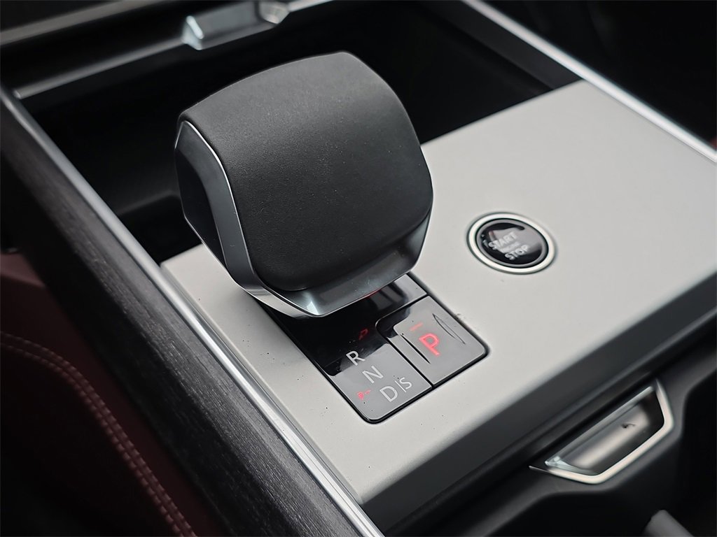 New 2025 Land Rover Range Rover Autobiography image 26